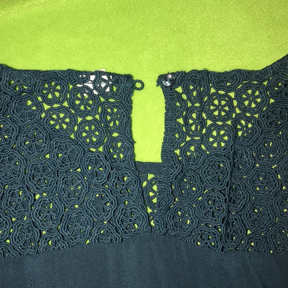 Blue top - Picture 5 of 5